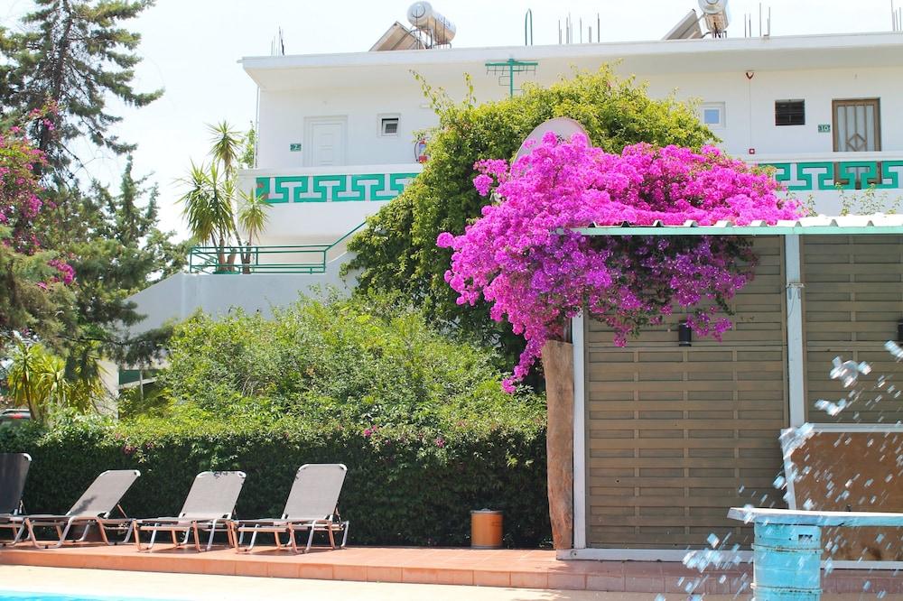 Hermes Studios فاليراكي المظهر الخارجي الصورة